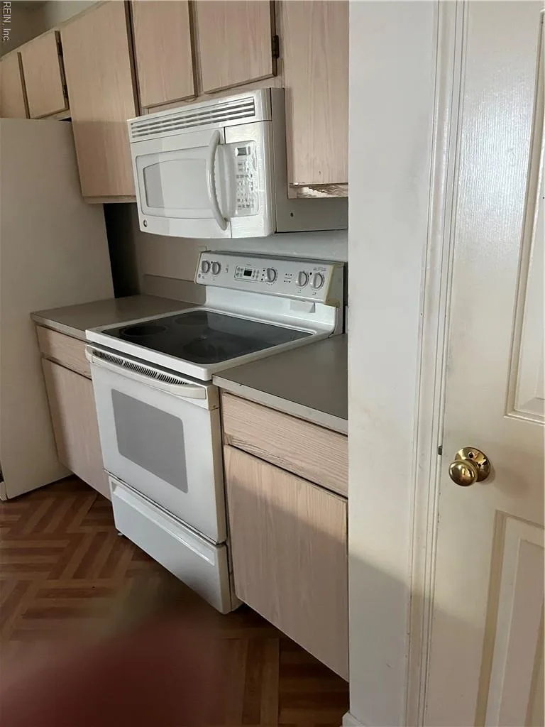 114 Ashton Green BLVD, NEWPORTNEWS VA 23608 - Photo 4