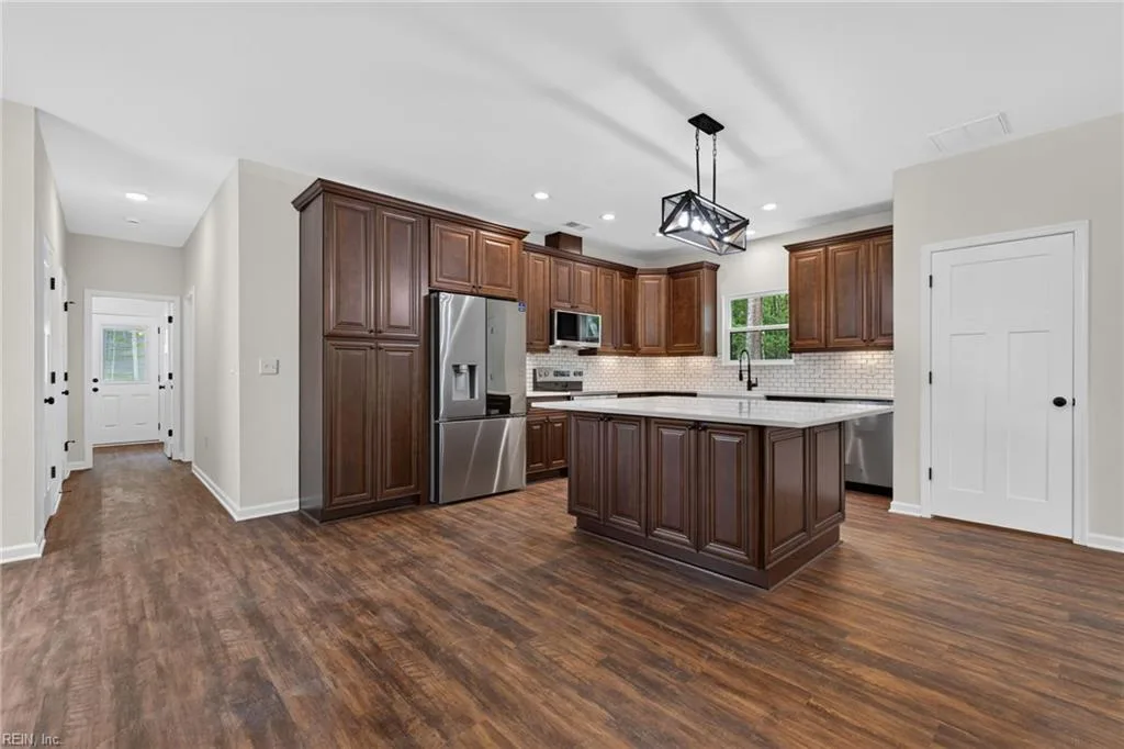 7228 Gates RD, SUFFOLK VA 23437 - Photo 5