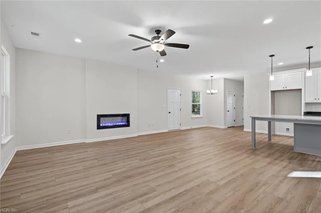 7228 Gates RD, SUFFOLK VA 23437 - Photo 5