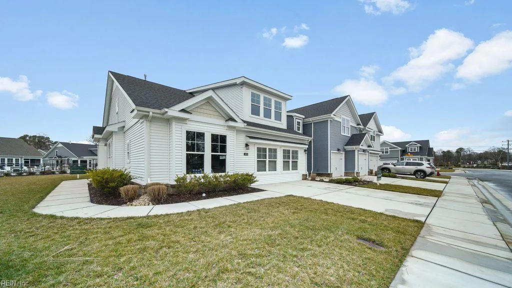 4730 Mahogany RN, CHESAPEAKE VA 23321