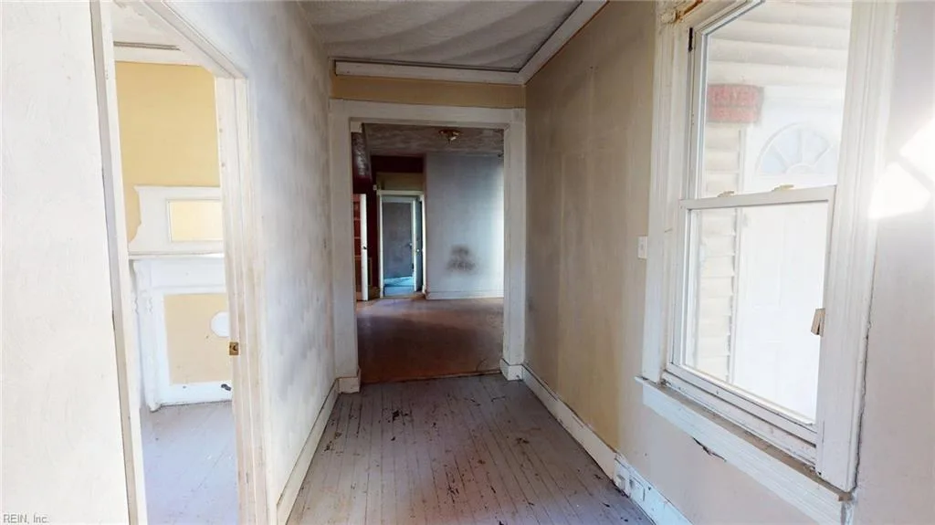 224 W 26th ST, NORFOLK VA 23517 - Photo 5
