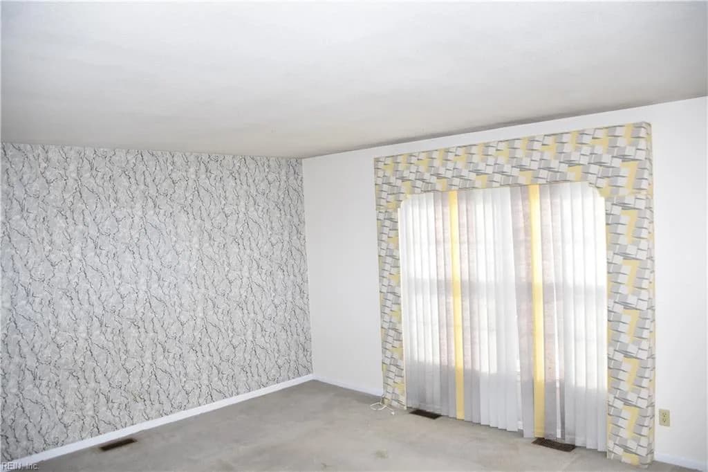 714 Milford AVE, HAMPTON VA 23661 - Photo 5