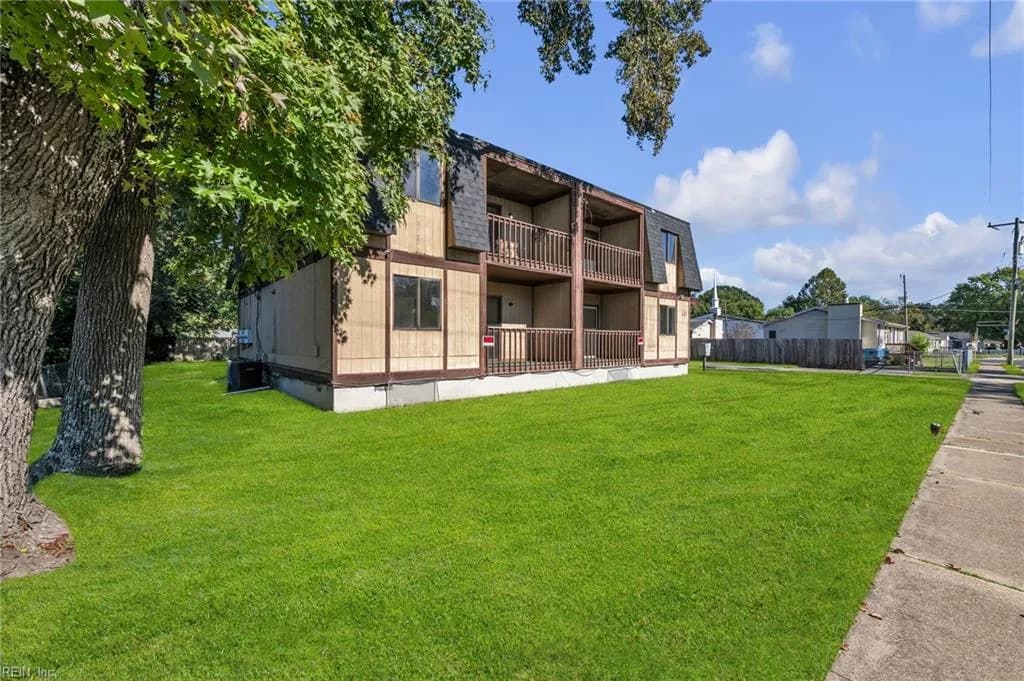 620 Celey ST, HAMPTON VA 23661 - Photo 3