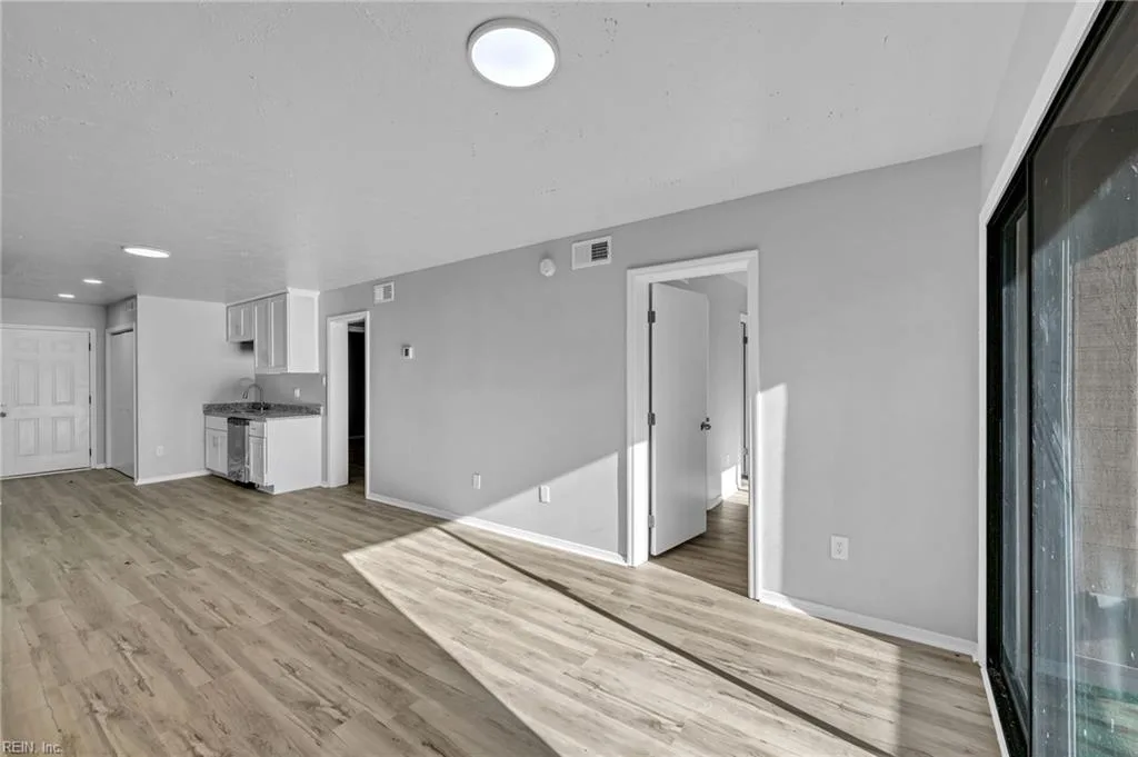 620 Celey ST, HAMPTON VA 23661 - Photo 5
