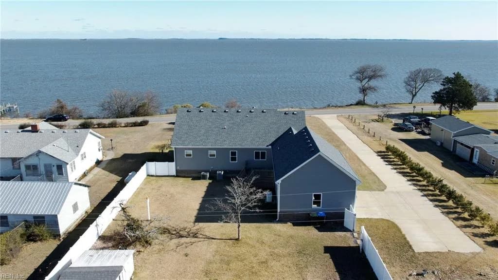 1055 Waterlily RD, COINJOCK NC 27923 - Photo 4