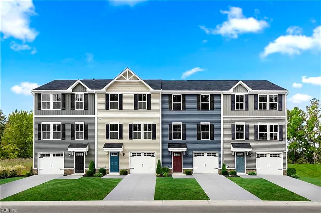 102 TEE OLIVE ST, SOUTHMILLS NC 27976 - Main photo