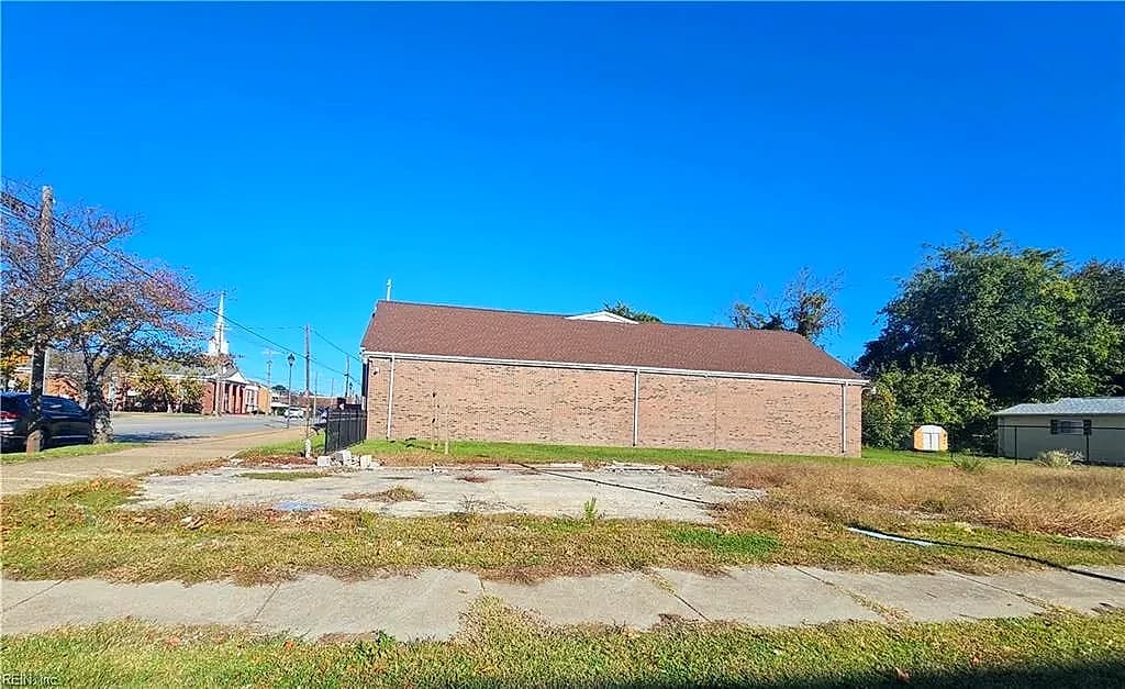 3200 Chestnut AVE, NEWPORTNEWS VA 23607 - Photo 3