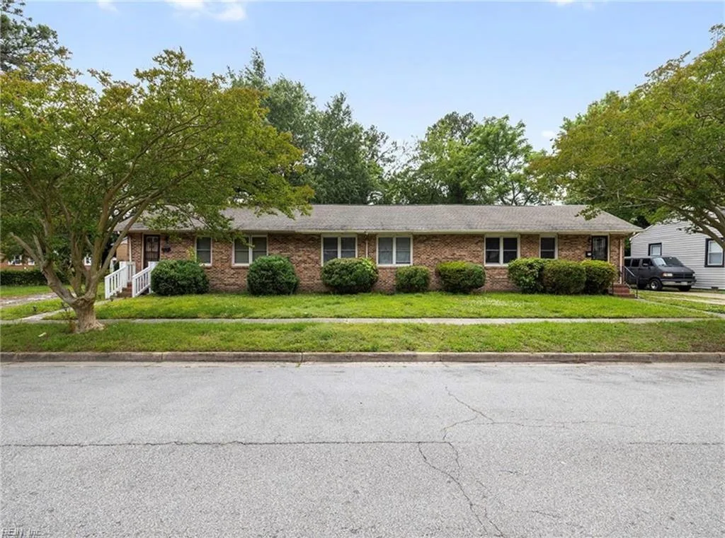 370 Carver CIR, PORTSMOUTH VA 23701