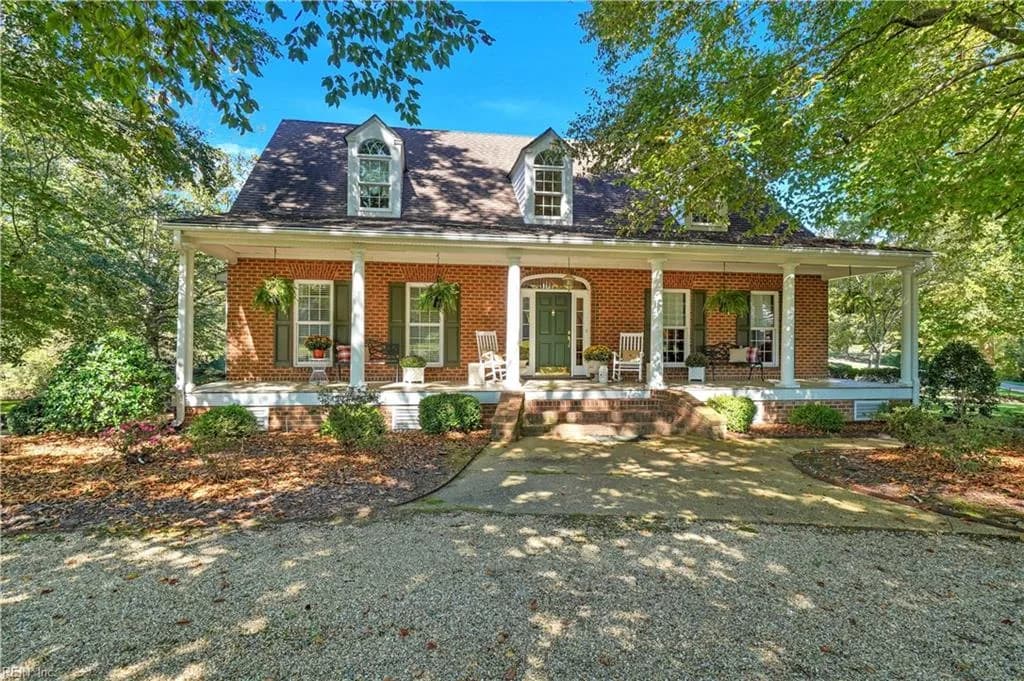 15023 Five Forks RD, WINDSOR VA 23487 - Photo 4