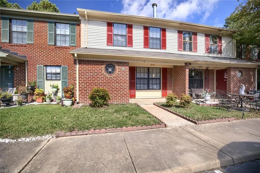 369 Deputy LN #C, NEWPORT NEWS VA 23608 - Main photo