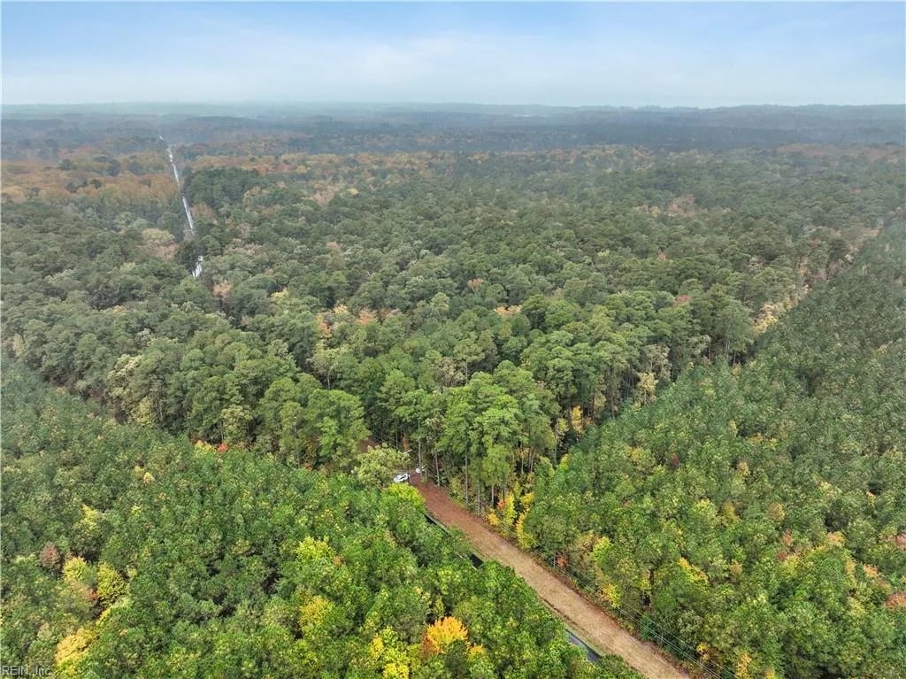 25+AC Low Ground RD, HAYES VA 23072