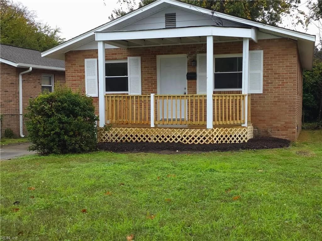 1030 Hampton AVE, NEWPORTNEWS VA 23607 - Photo 2