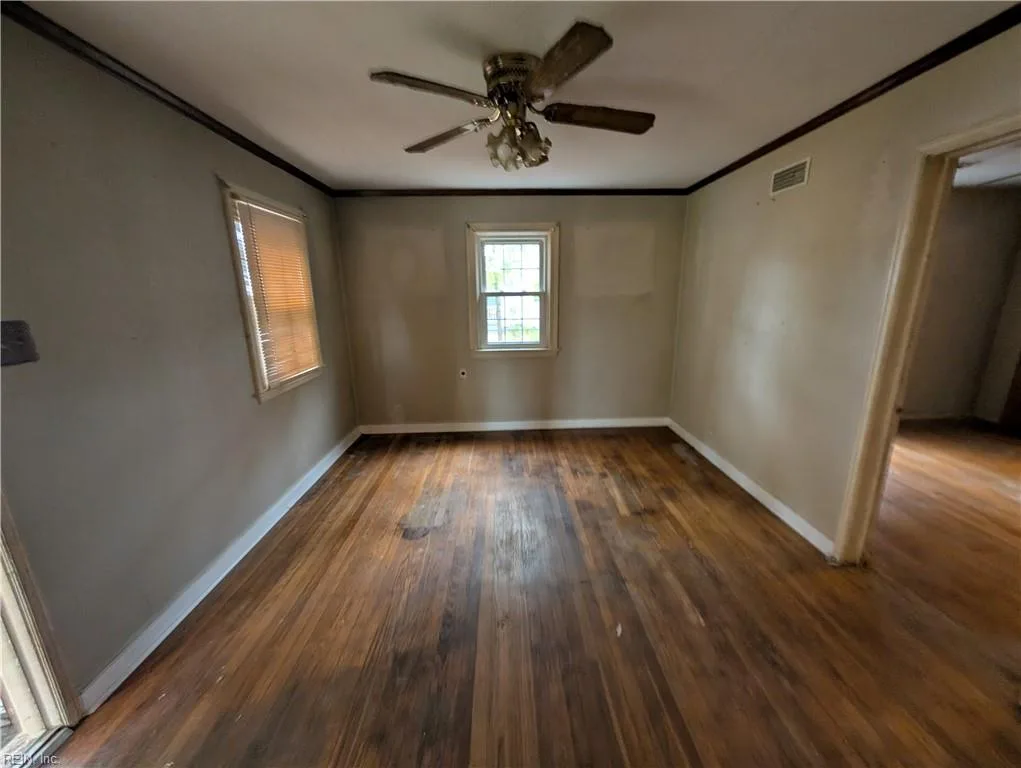 16 Chowan DR, PORTSMOUTH VA 23701 - Photo 3