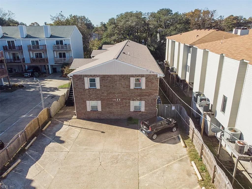 1423 E Ocean View AVE #4, NORFOLK VA 23503 - Photo 3