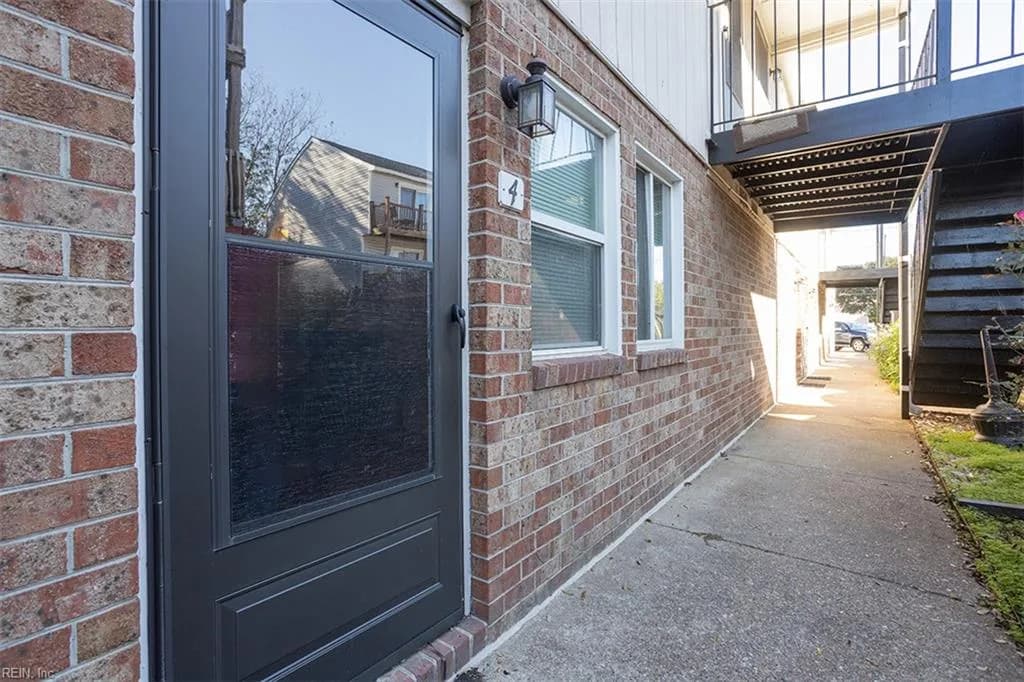 1423 E Ocean View AVE #4, NORFOLK VA 23503 - Photo 4