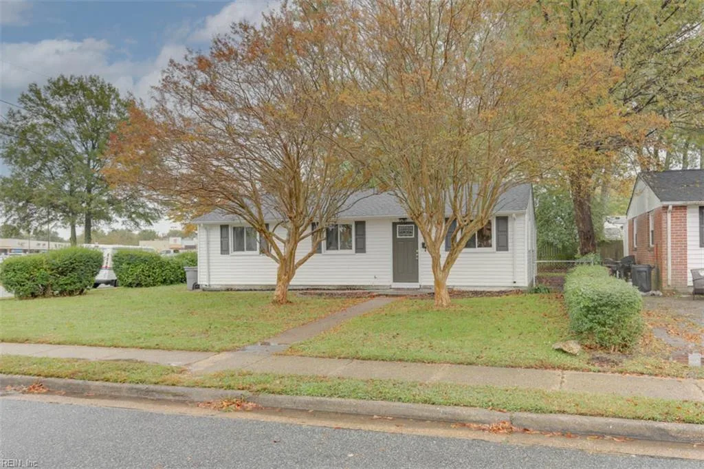 2020 Seward DR, Hampton — 3 bed Residential, 1,100 sqft