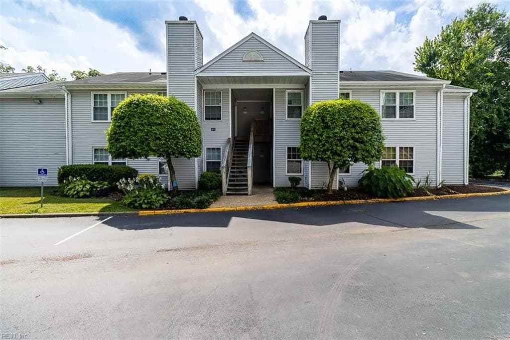 411 Sea Pointe CT #101, VIRGINIABEACH VA 23451 - Main photo