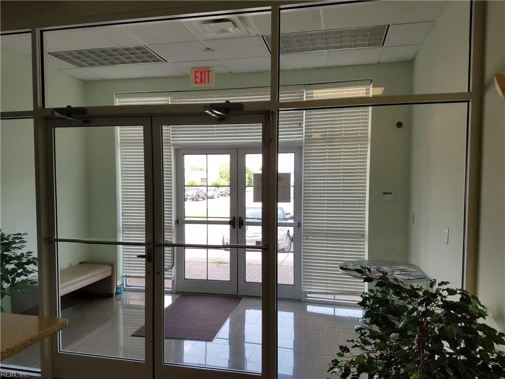 1761 Church ST, NORFOLK VA 23504 - Photo 4