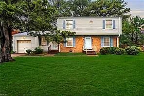 224 DEXTER ST E, Chesapeake — 4 bed Residential, 1,860 sqft