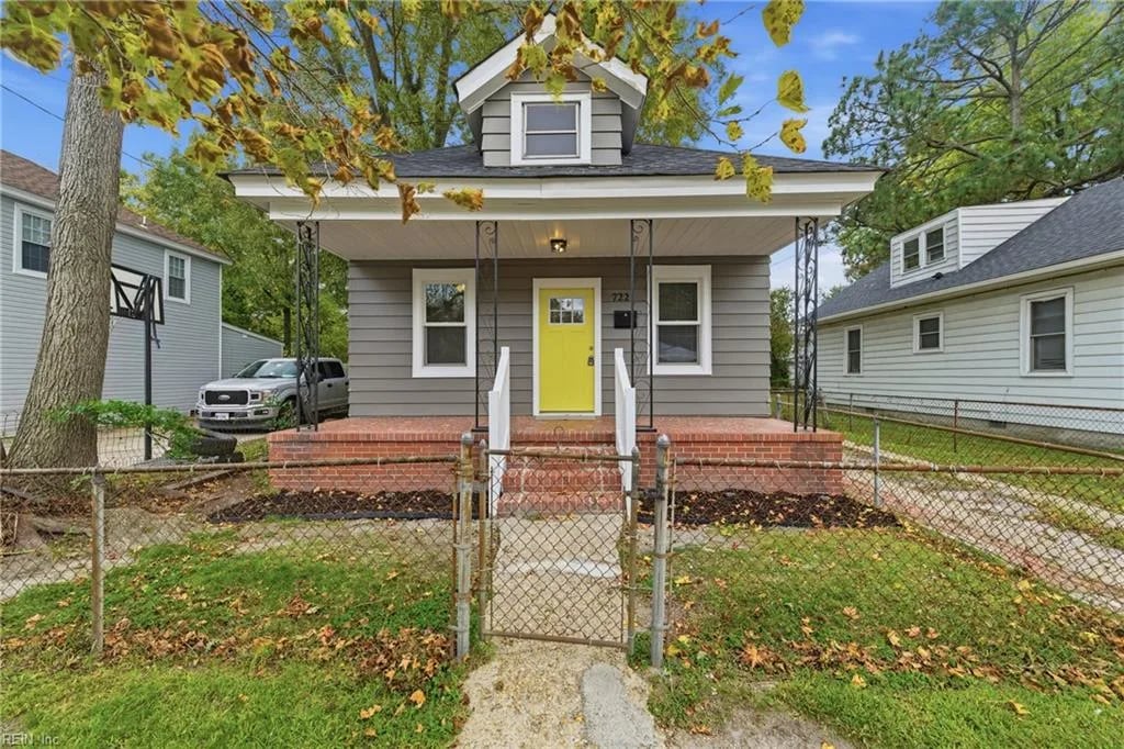 722 32nd ST, Newport News — 2 bed Residential, 796 sqft