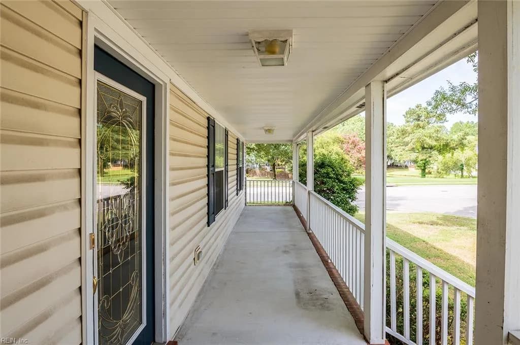 2601 Sawtooth CIR, CHESAPEAKE VA 23323 - Photo 4