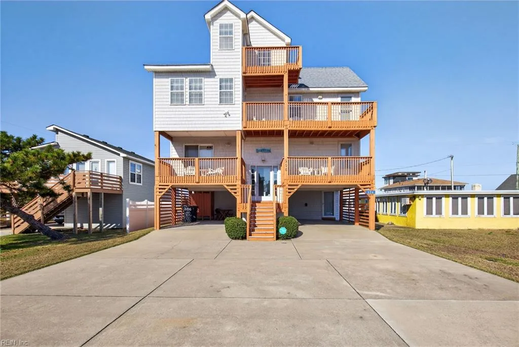 206 E Palmetto ST, KILLDEVILHILLS NC 27948