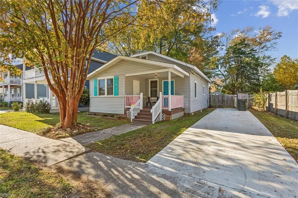 2013 N Mallory ST, HAMPTON VA 23664