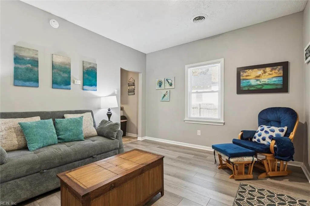2013 N Mallory ST, HAMPTON VA 23664 - Photo 5
