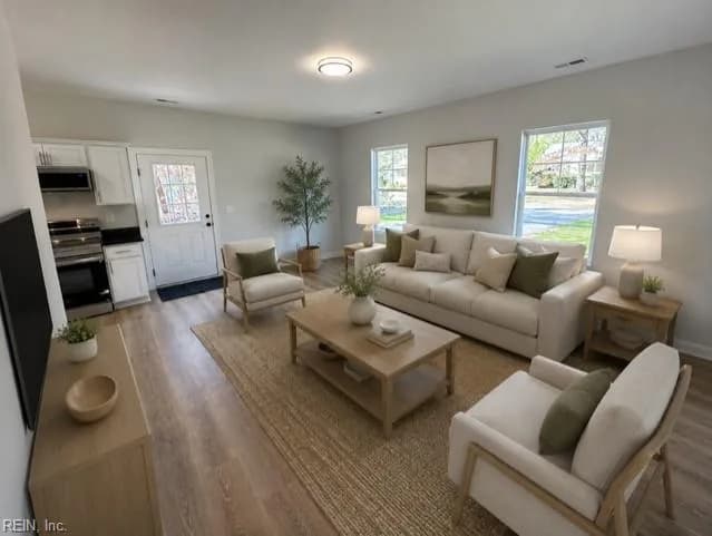 12401 Cedar TRL, GLOUCESTER VA 23061 - Photo 2