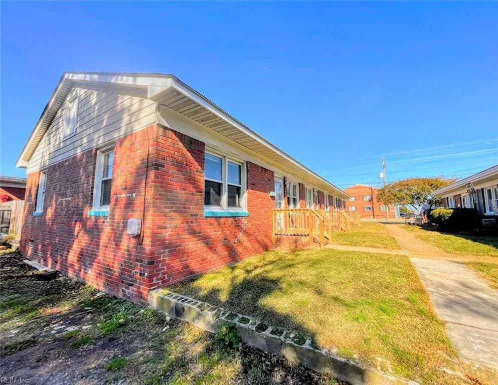 1375 W Ocean View AVE #3, NORFOLK VA 23503 - Main photo