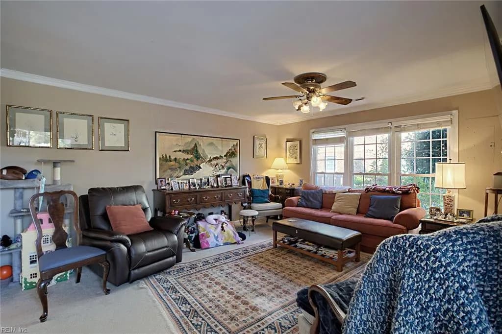 205 Amersham DR #B, YORKTOWN VA 23693 - Photo 4