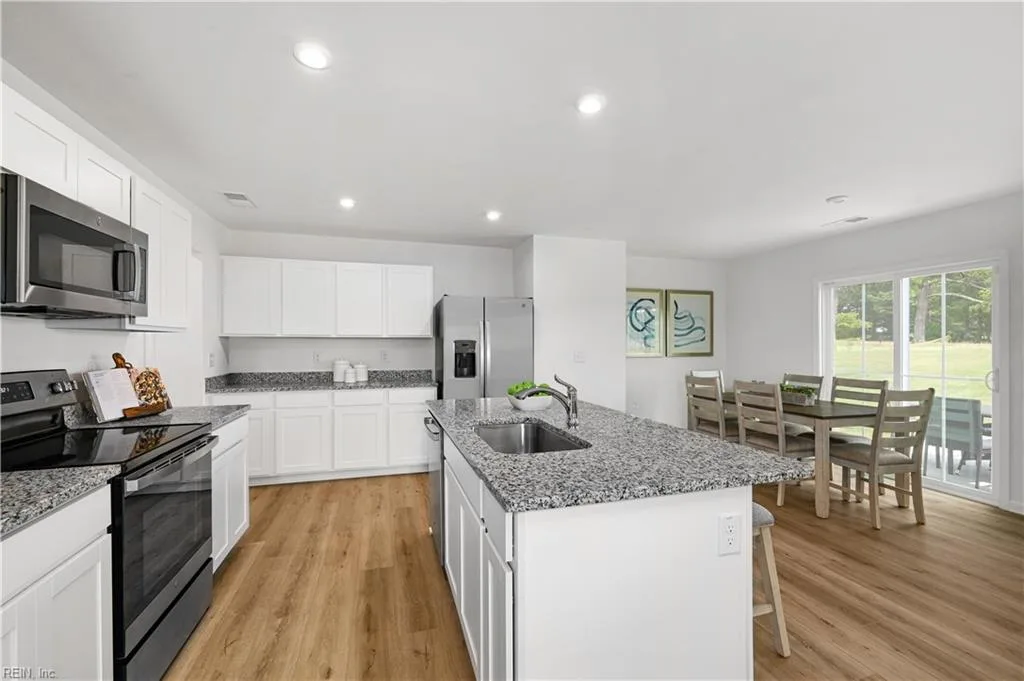 502 Susan ST, PORTSMOUTH VA 23701 - Photo 4
