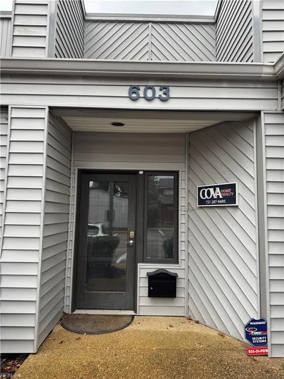 732 Thimble Shoals BLVD #603B, NEWPORTNEWS VA 23606 - Main photo