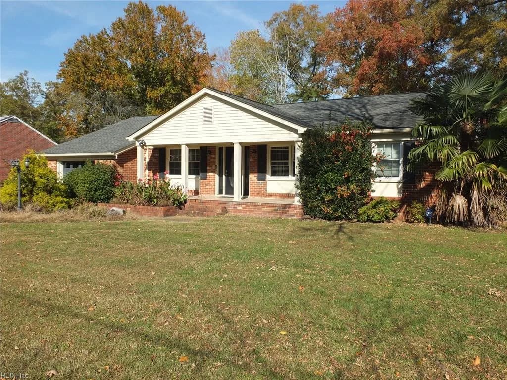 108 Grafton District RD, YORKTOWN VA 23692 - Photo 2