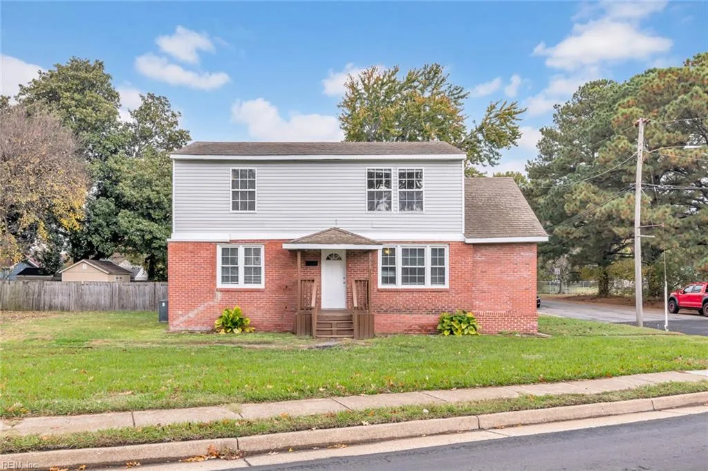 1705 Shell RD, HAMPTON VA 23661