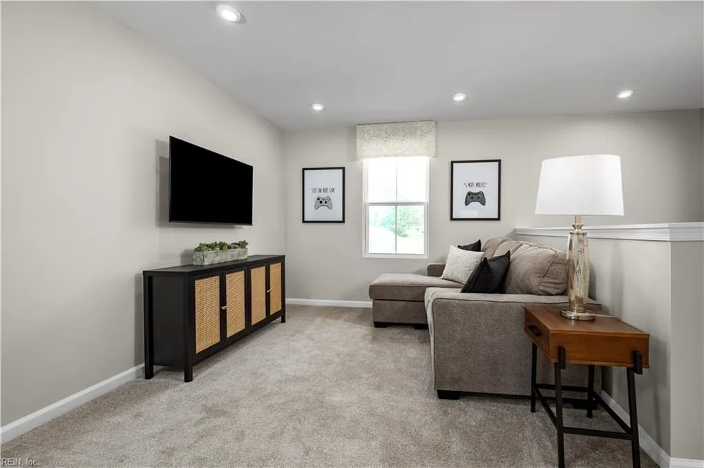 512 SUSAN ST, PORTSMOUTH VA 23701 - Photo 3