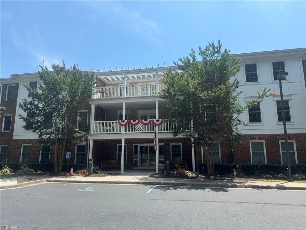 500 Judah WAY #121, CHESAPEAKE VA 23320 - Main photo