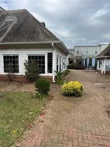 49 W Queens Way WAY, HAMPTON VA 23669 - Photo 4