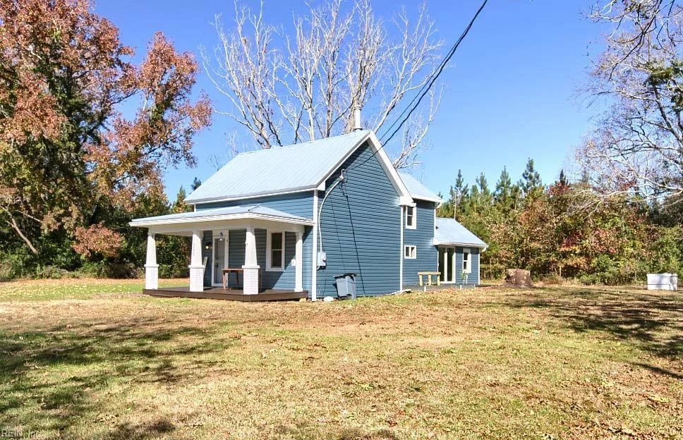 1055 Ridgefield RD, MATHEWS VA 23109