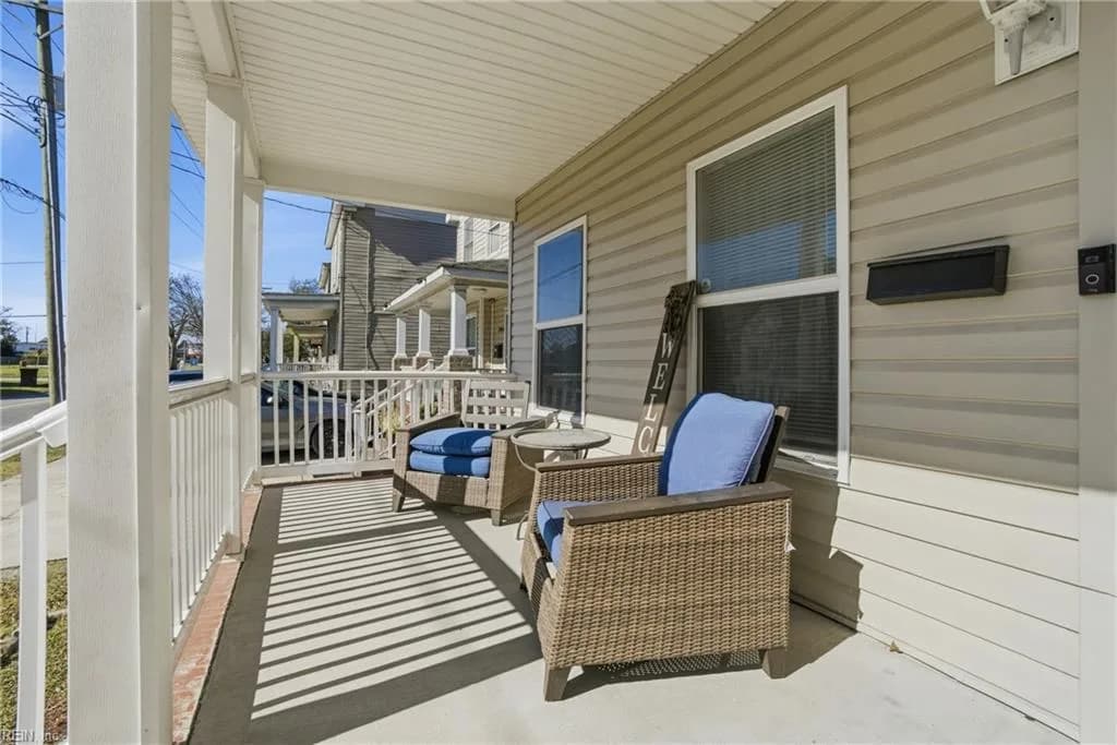 1912 County ST, PORTSMOUTH VA 23704 - Main photo