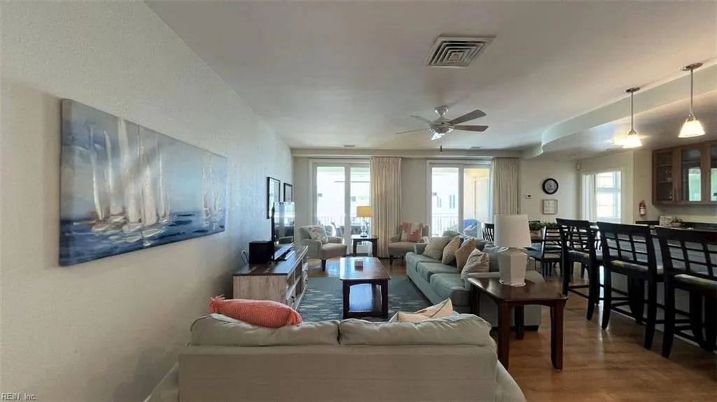 3738 Sandpiper RD #414B, VIRGINIABEACH VA 23456 - Photo 2