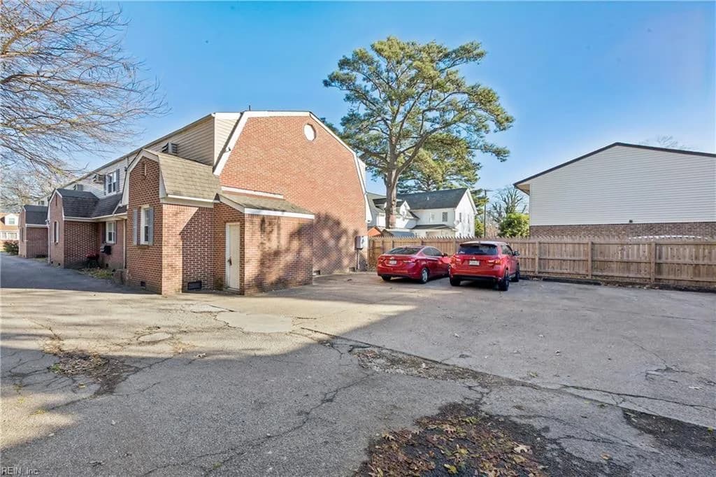 719 Dudley AVE, NORFOLK VA 23503 - Photo 4