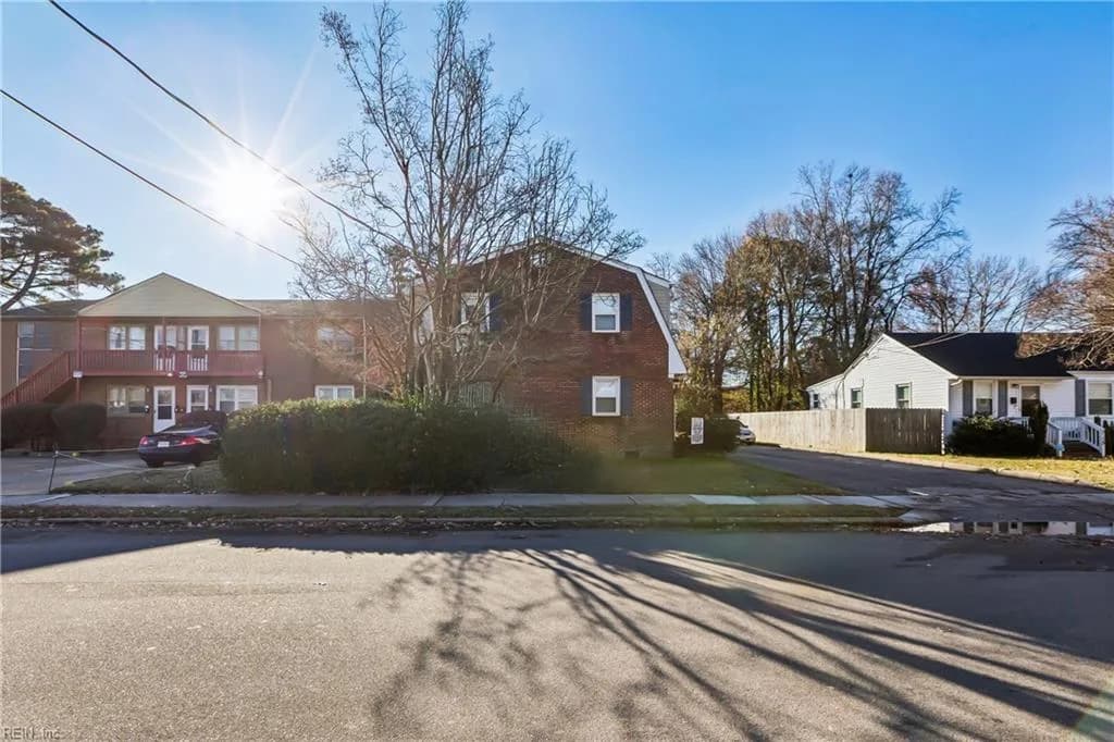 719 Dudley AVE, NORFOLK VA 23503 - Photo 5