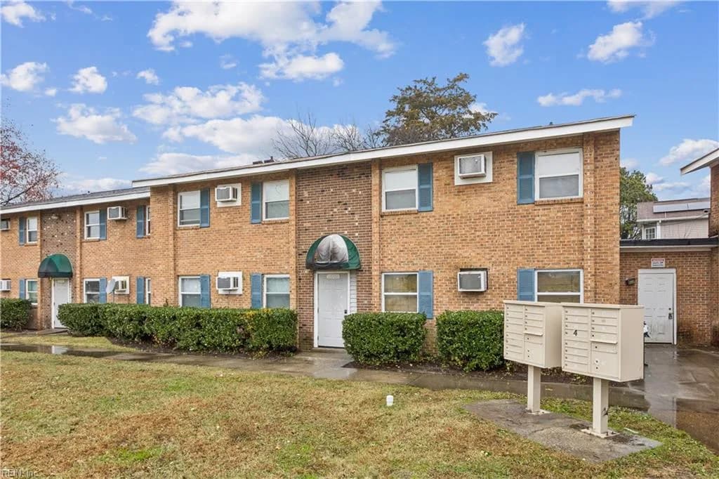 2500 Leo ST, NORFOLK VA 23504 - Photo 3