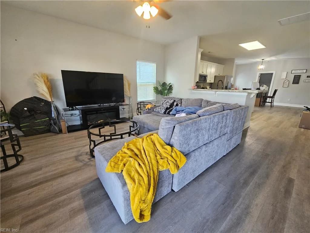 201 Bellamy AVE, NORFOLK VA 23523 - Photo 3