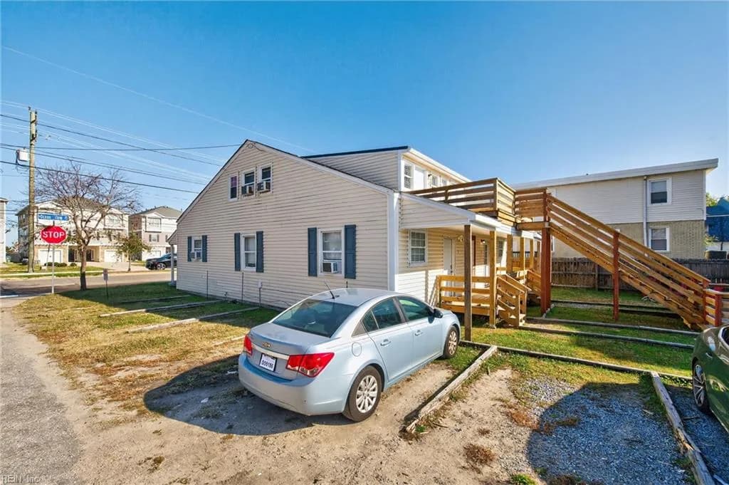 1427 W Ocean View AVE, NORFOLK VA 23503 - Main photo