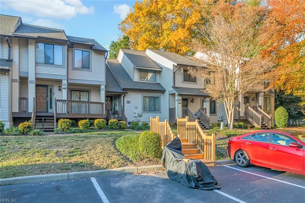 222 Bridgewater DR, NEWPORTNEWS VA 23608 - Main photo