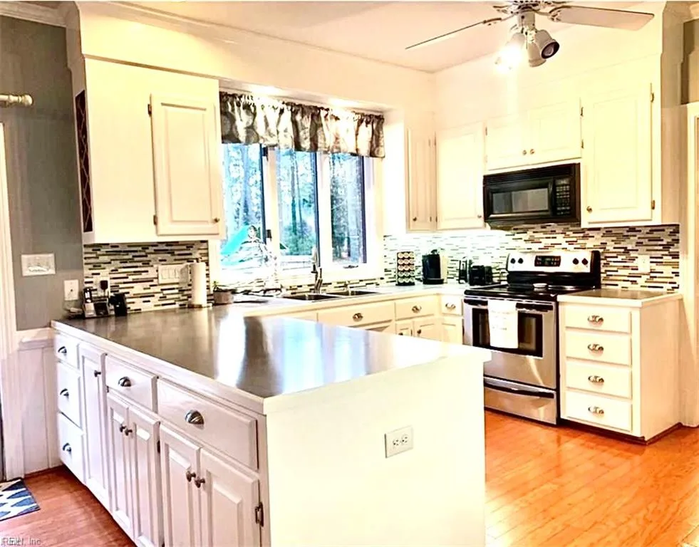 105 Wynnwood DR, FRANKLIN VA 23851 - Photo 5