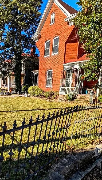 725 N Main ST, DANVILLE VA 24540 - Photo 3
