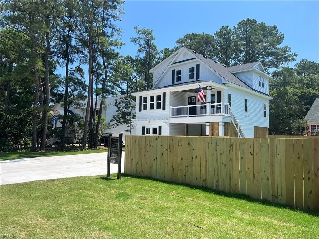 1204 Indian DR, KILLDEVILHILLS NC 27948 - Main photo